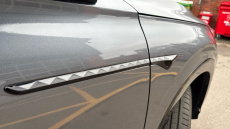 MG HS 1.5 T-GDI Trophy 5dr DCT Petrol Hatchback